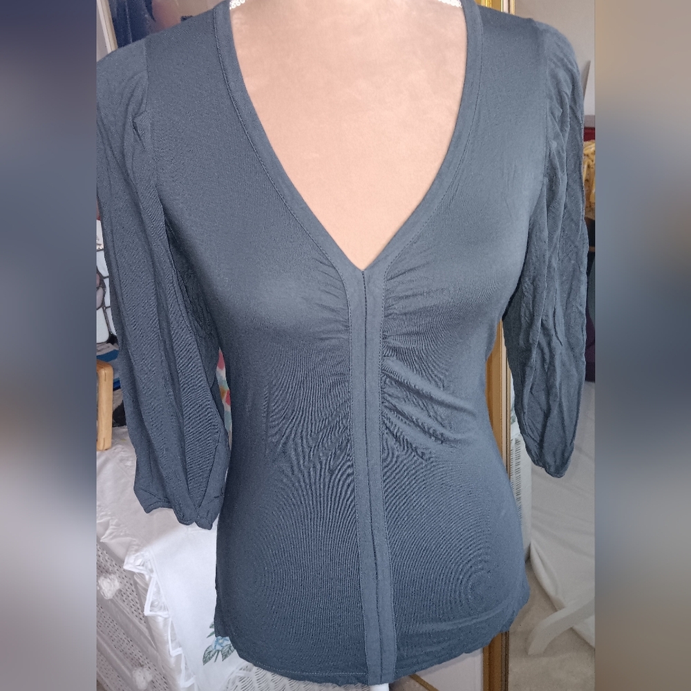 Kenar-Gray Neutral V-Neck Pleated 3/4 Inch Sleeve Blouse
